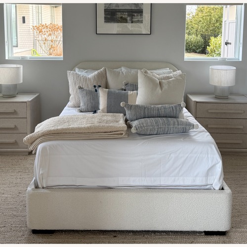 Used Joss & Main Boucle Bed Full Size for sale on AptDeco