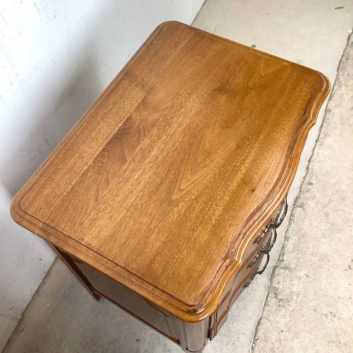 Pair Vintage French Provincial Chests  - image-9