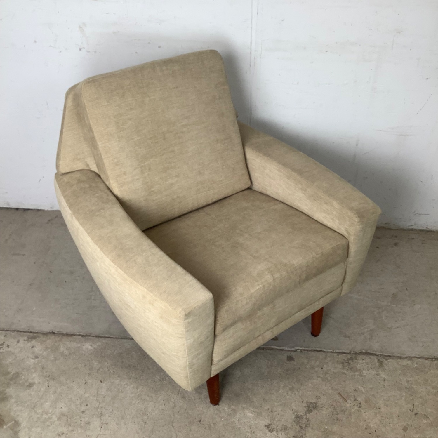 Scandinavian Modern Lounge Chair and Ottoman - image-8