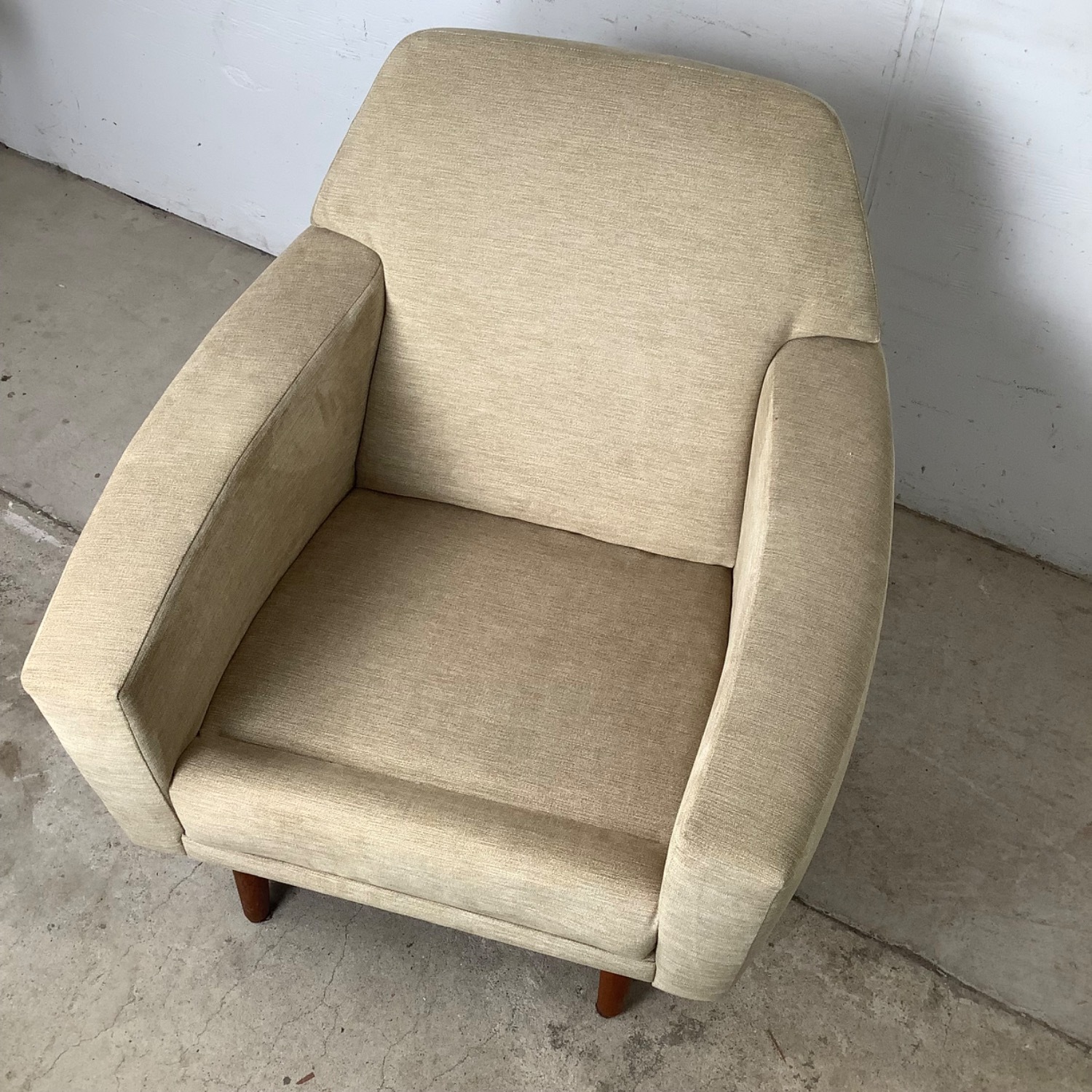 Scandinavian Modern Lounge Chair and Ottoman - image-15