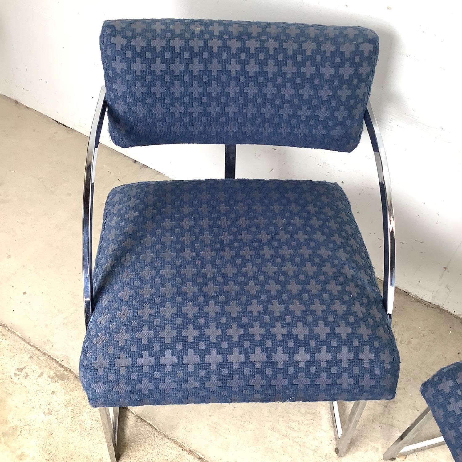 Brno Style Chrome Cantilever Armchairs, Pair - image-5