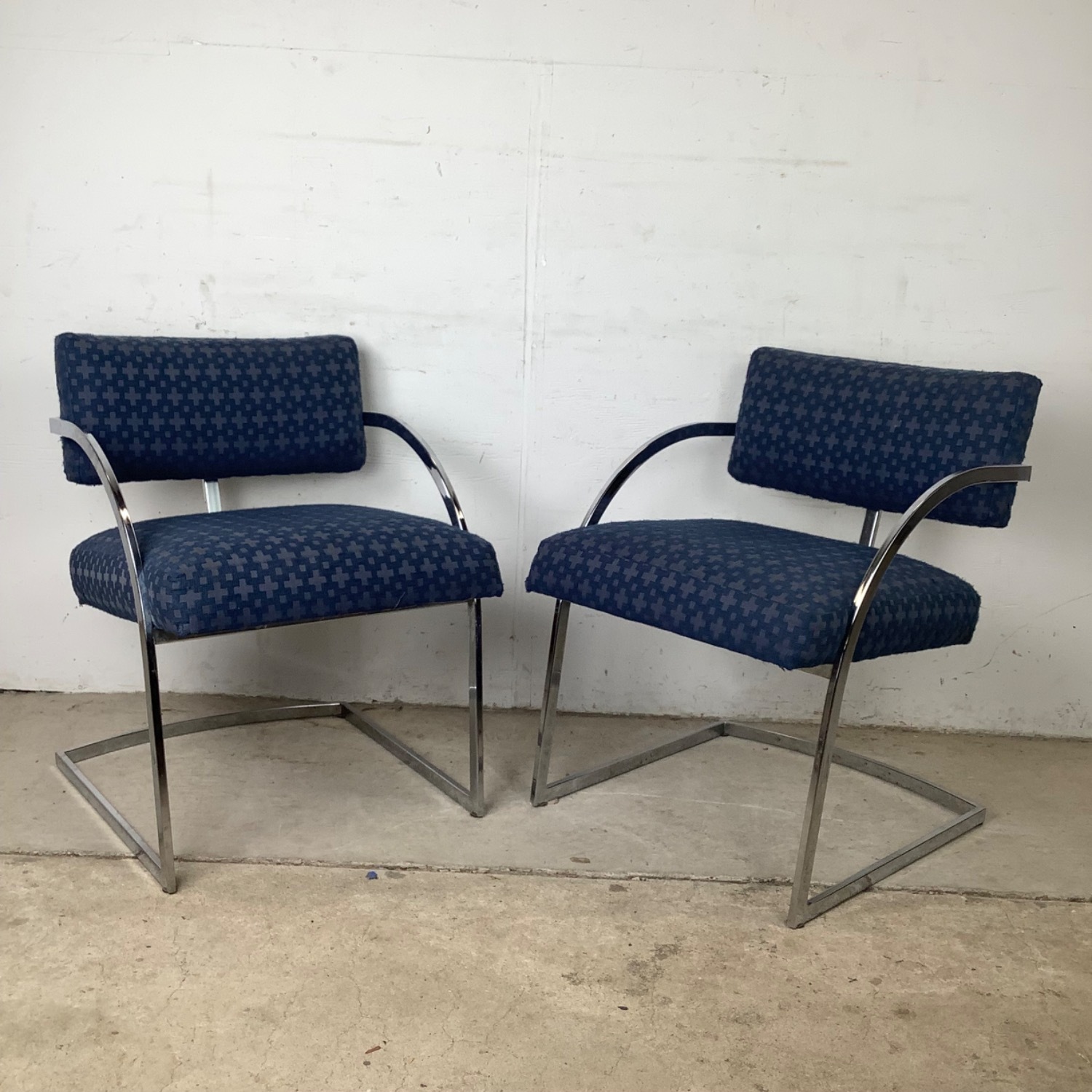 Brno Style Chrome Cantilever Armchairs, Pair - image-2