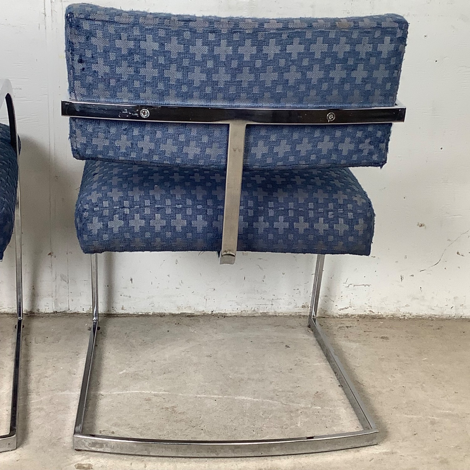 Brno Style Chrome Cantilever Armchairs, Pair - image-16