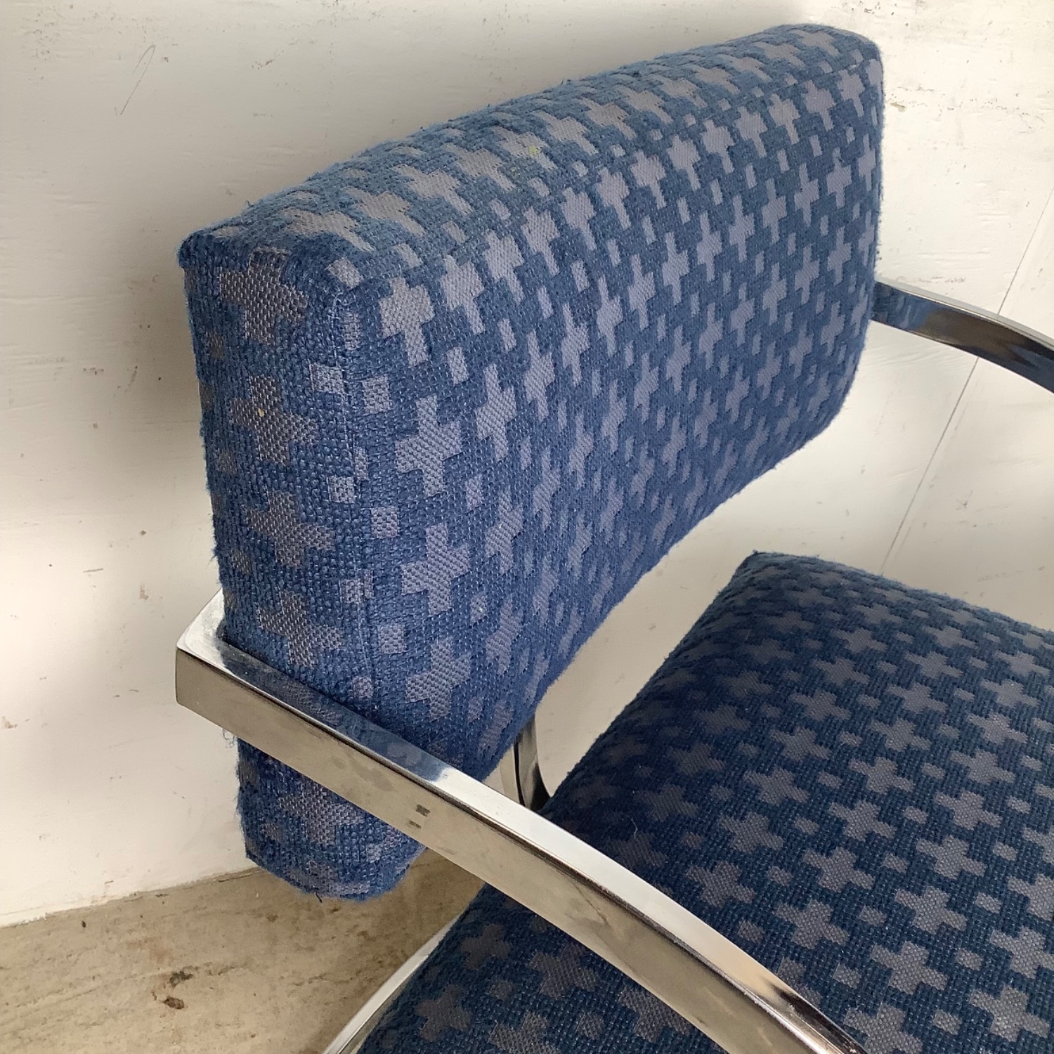 Brno Style Chrome Cantilever Armchairs, Pair - image-7