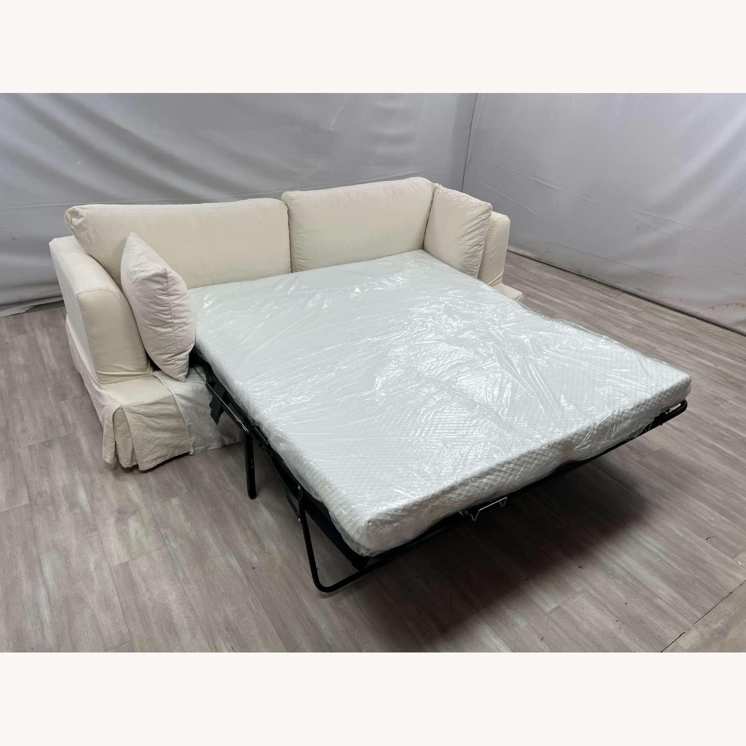 Stone and Leigh Bentley Slipcover Sleeper Sofa - image-8