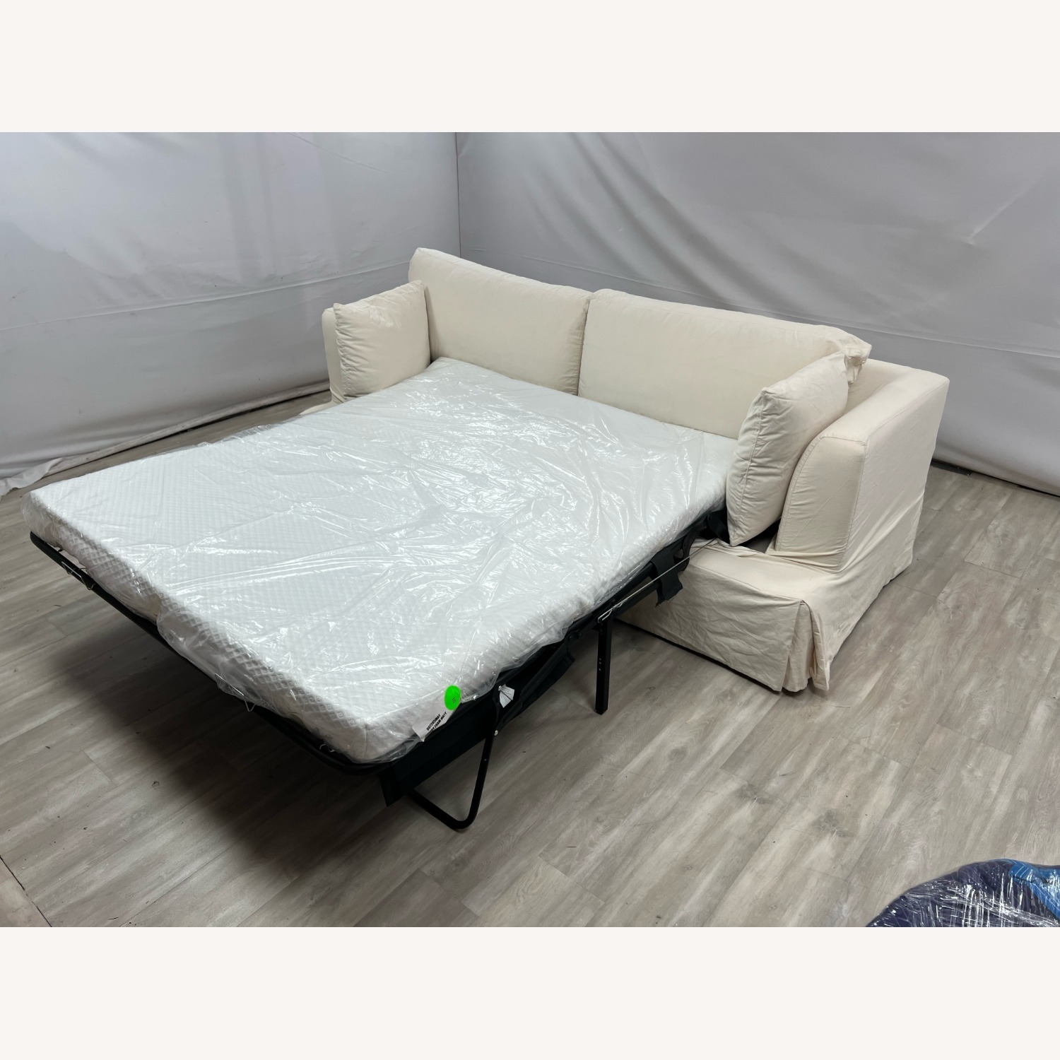 Stone and Leigh Bentley Slipcover Sleeper Sofa - image-7