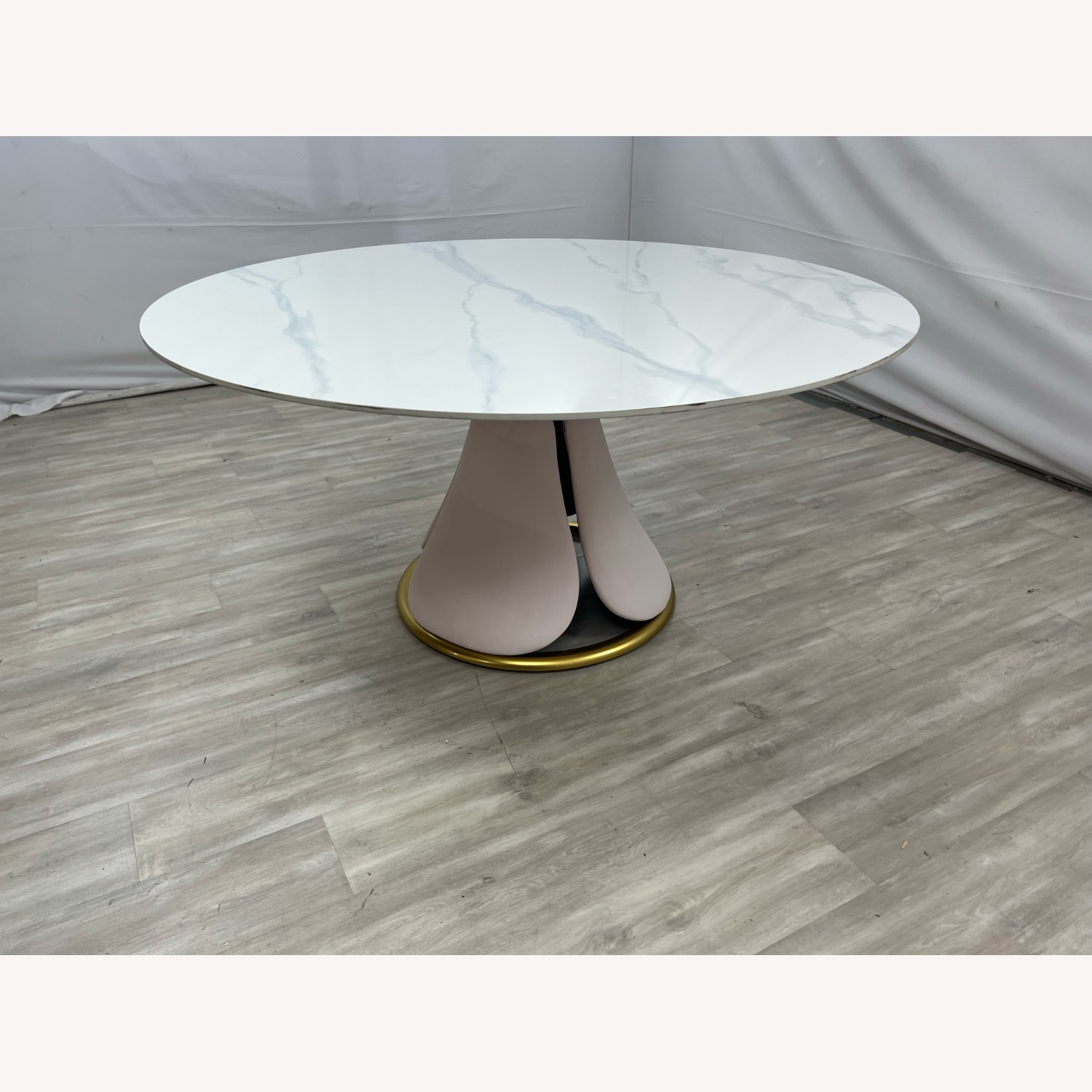 Everly Quinn Pedestal Round Dining Table - image-4