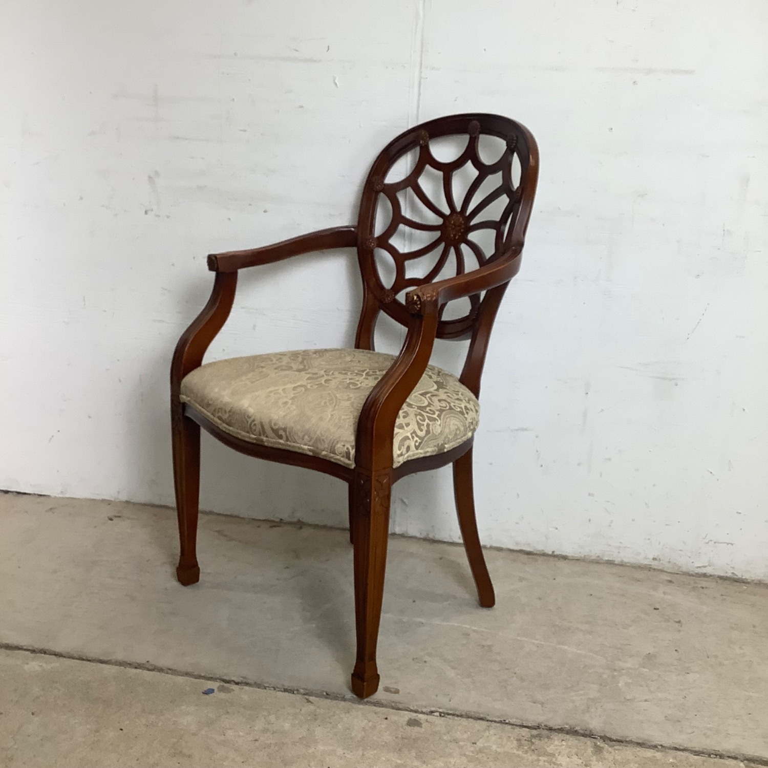 Hepplewhite Spider Back Mahogany Armchair - image-2
