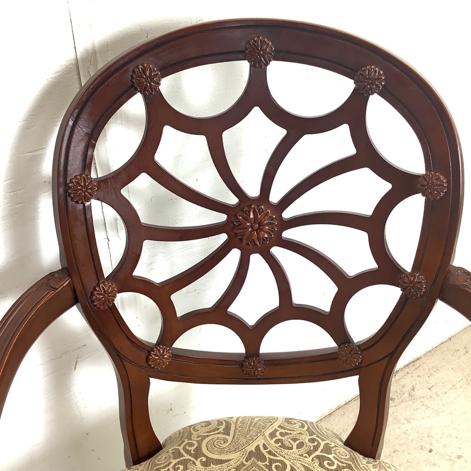 Hepplewhite Spider Back Mahogany Armchair - image-5