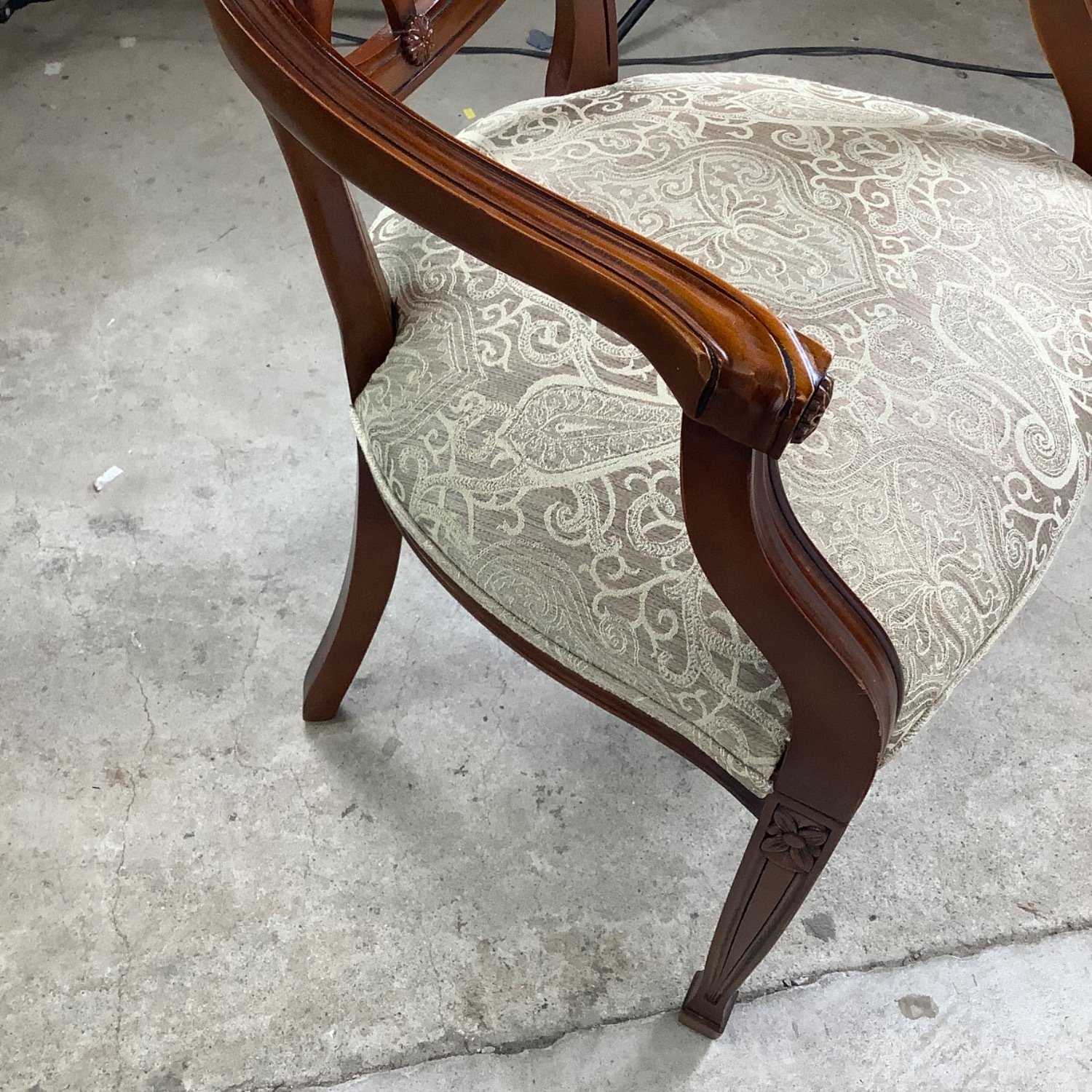 Hepplewhite Spider Back Mahogany Armchair - image-17