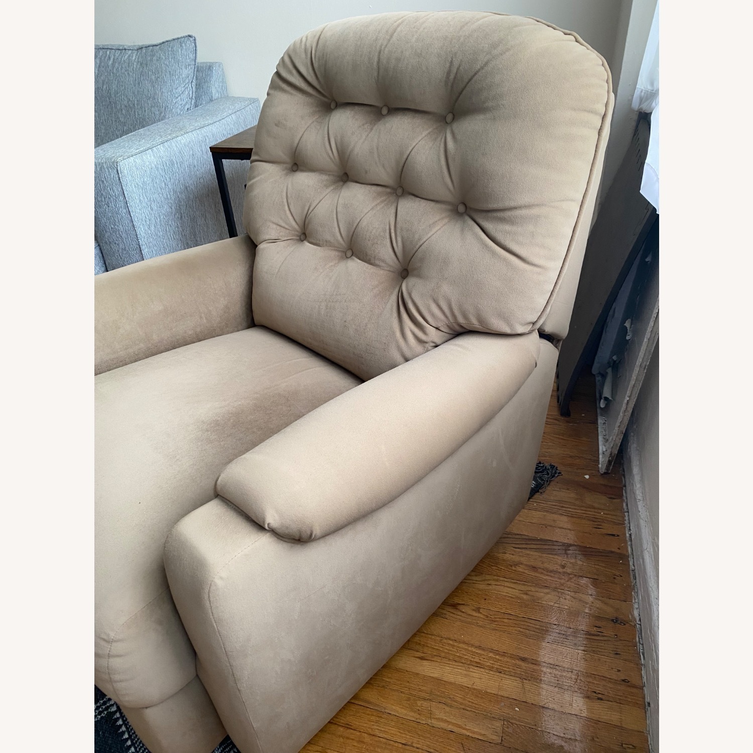 Natural Recliner - image-4