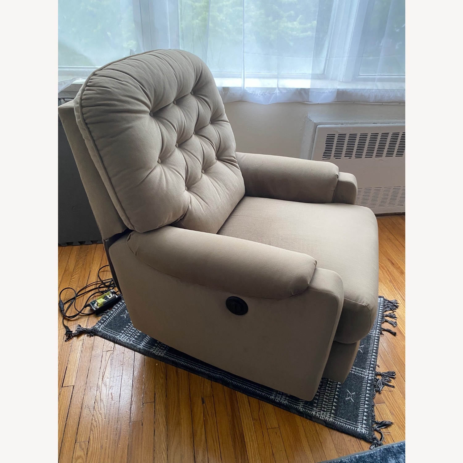 Natural Recliner - image-3