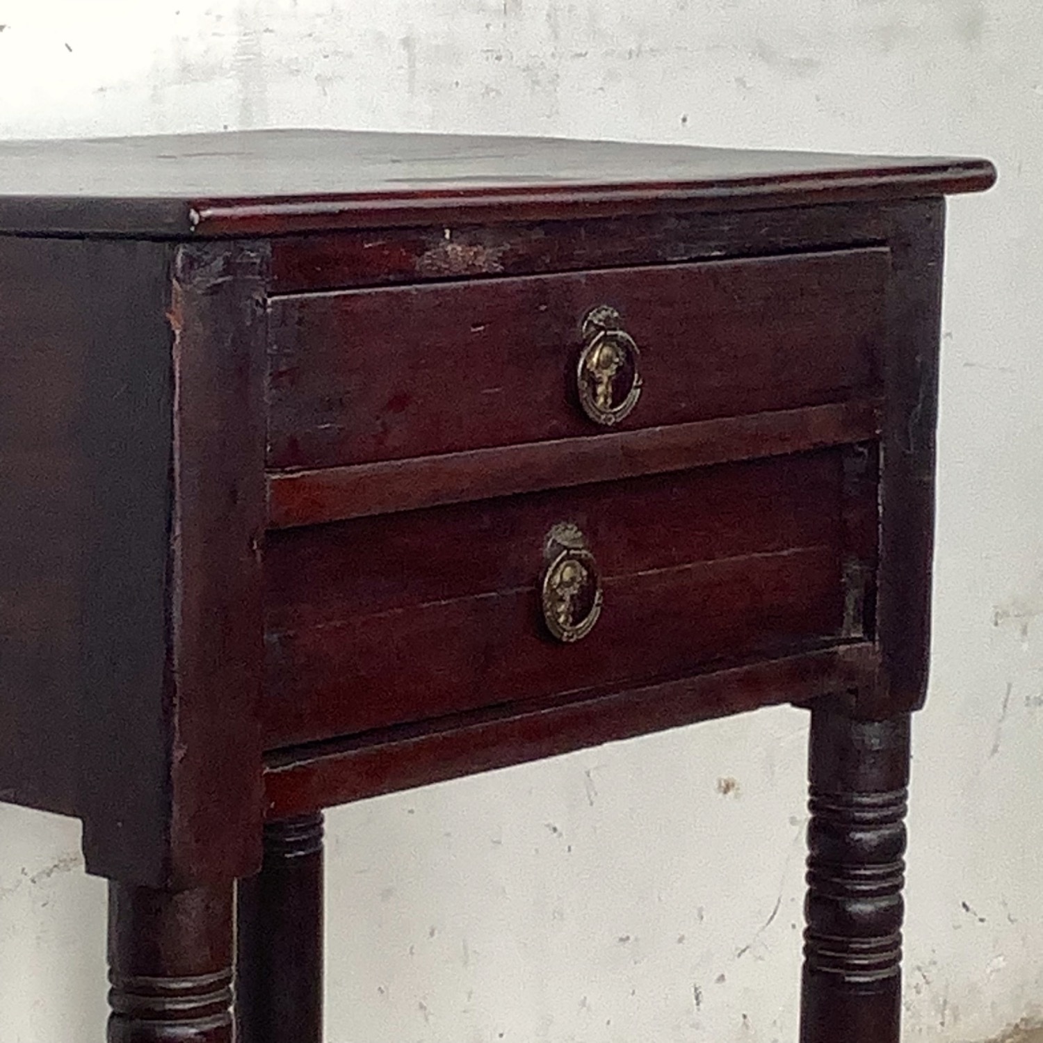 Antique American Federal Stand | Two Drawers - image-8