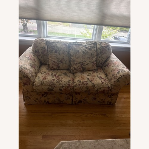 Used Bernhardt Loveseats for sale on AptDeco