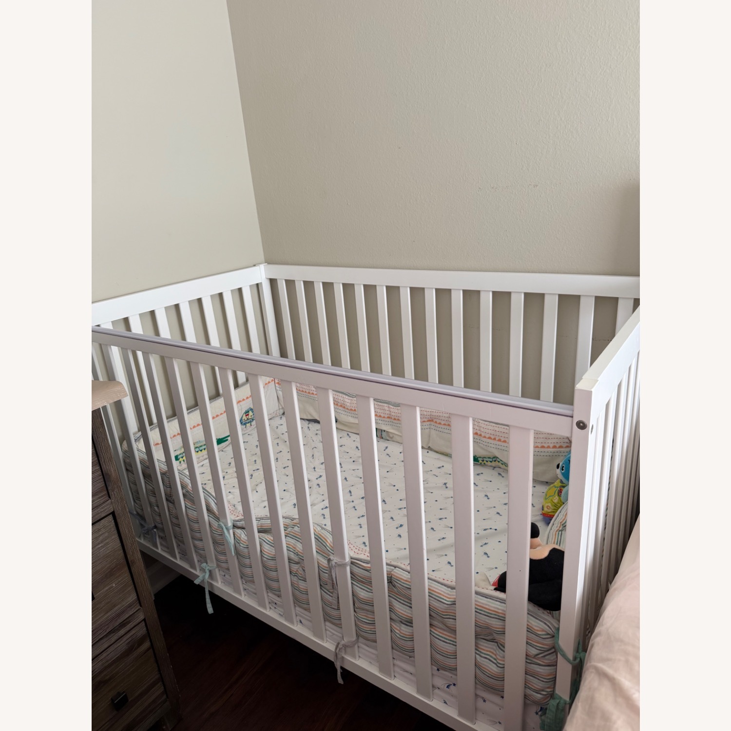 Leo Convertible Crib - image-3