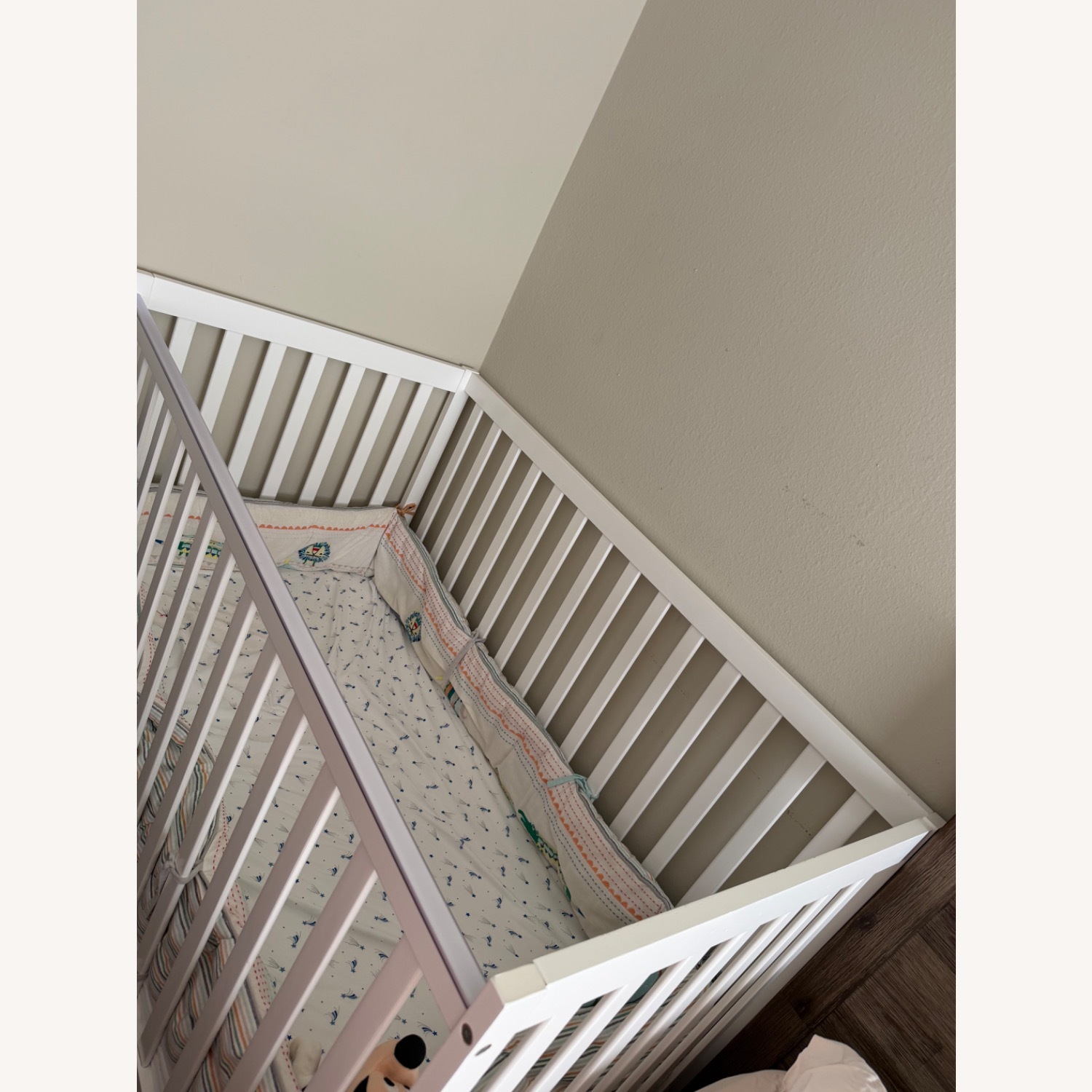 Leo Convertible Crib - image-4