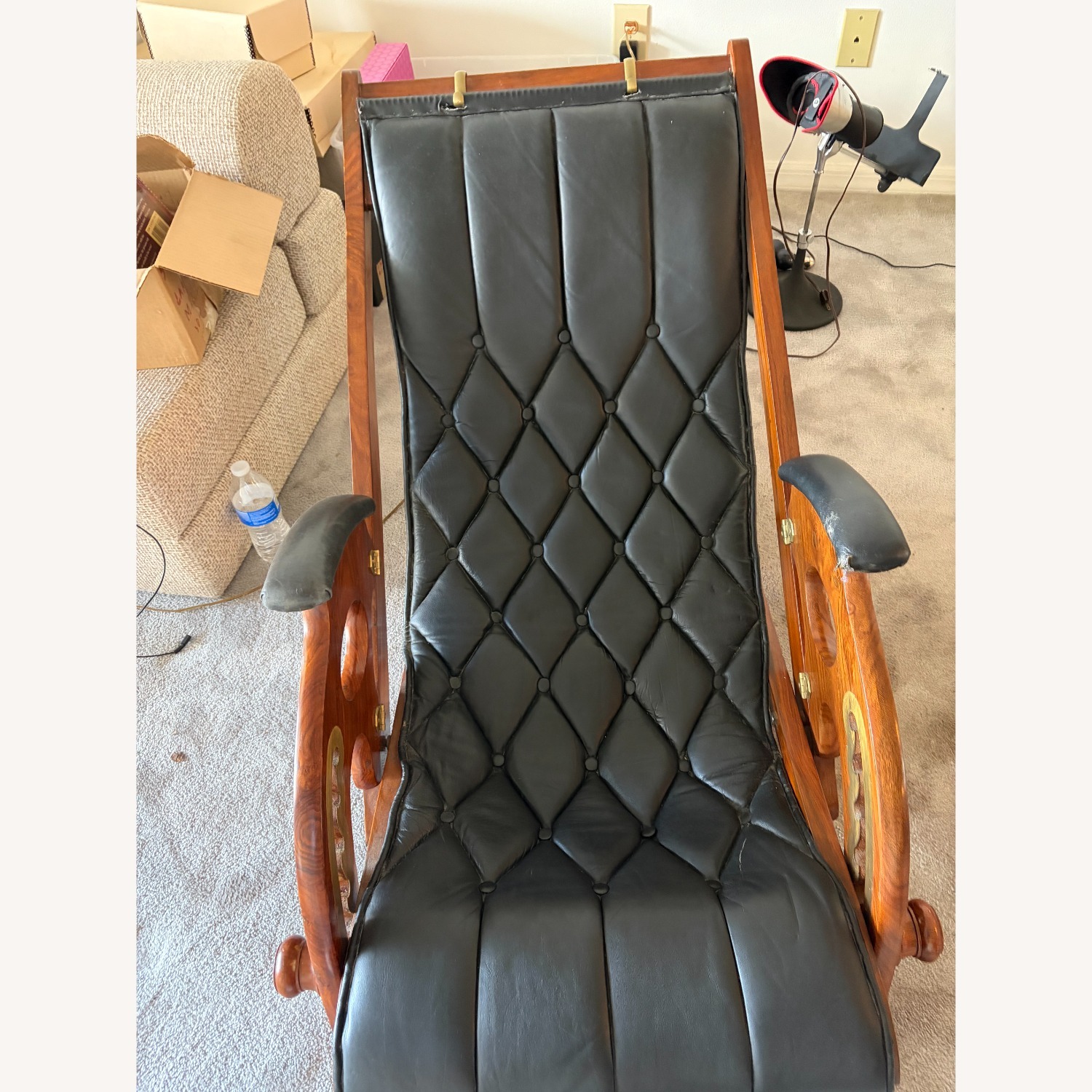 Black Accent Chair - image-4