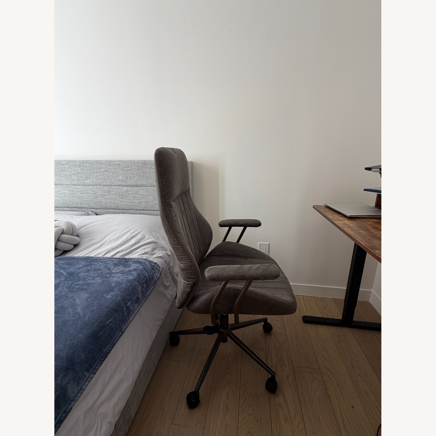 Dark Brown Office Chair - image-4