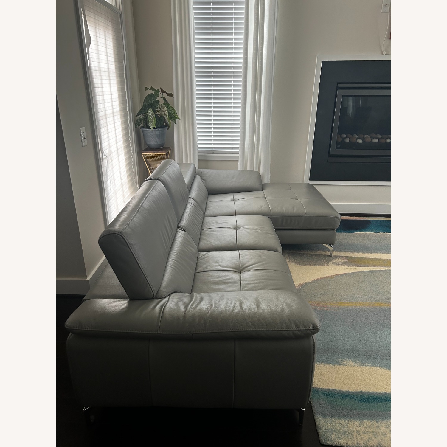 Coleman Furniture Light Gray 3+ Piece Sectional - image-3