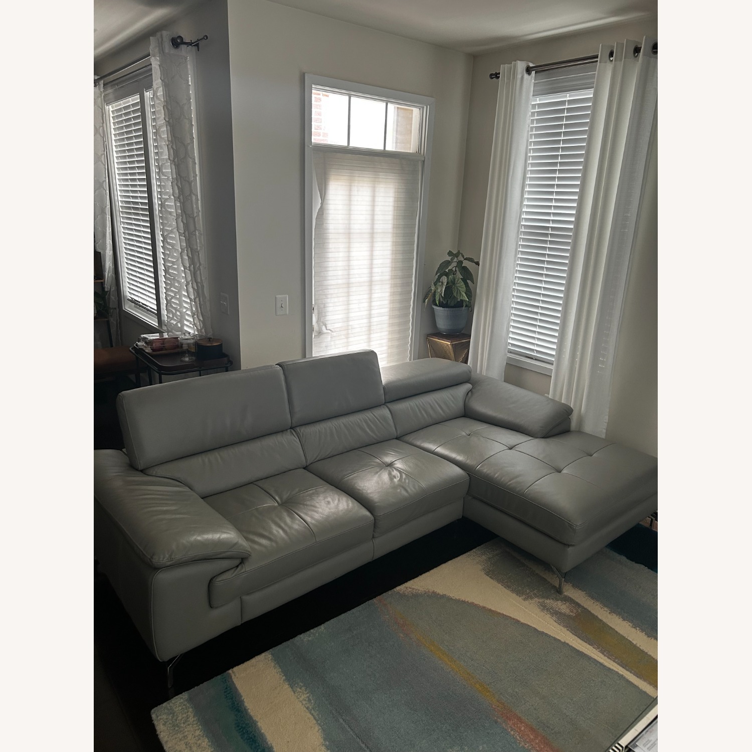 Coleman Furniture Light Gray 3+ Piece Sectional - image-1