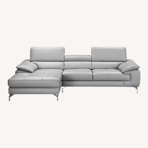 Used Coleman Furniture Light Gray 3+ Piece Sectional for sale on AptDeco