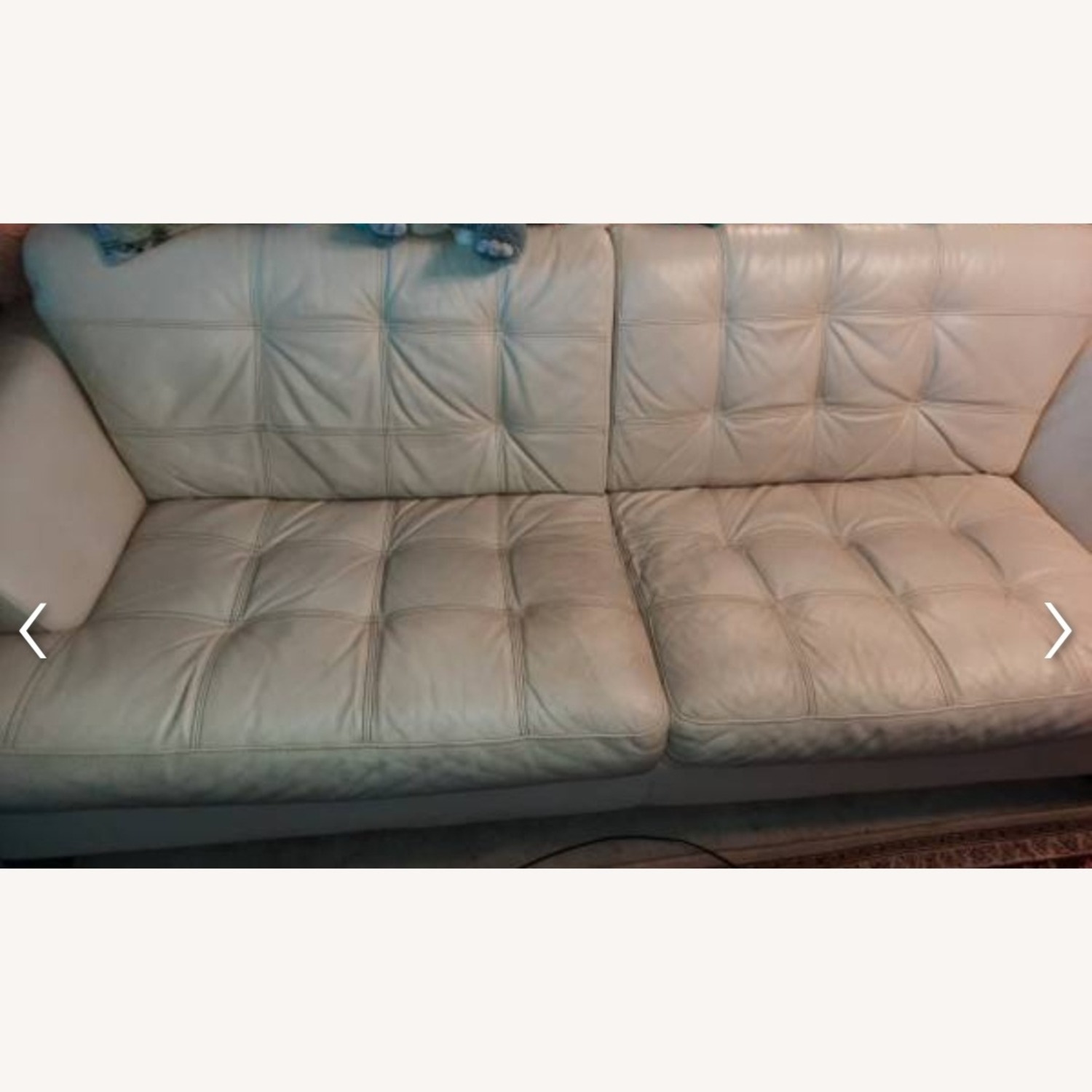Rooms To Go  Leather 3+ Seater Sofa - image-2