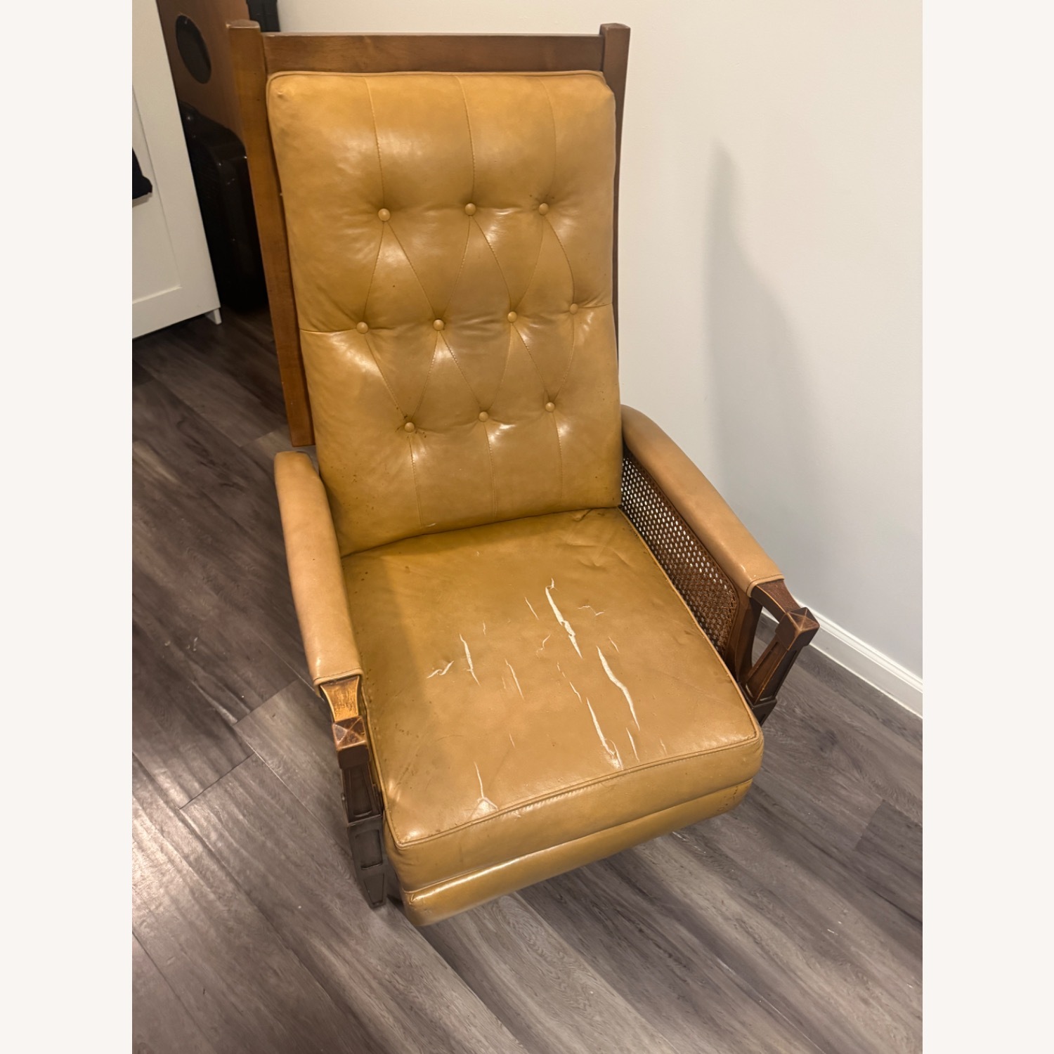 La-Z-Boy Natural Leather Recliner - image-5