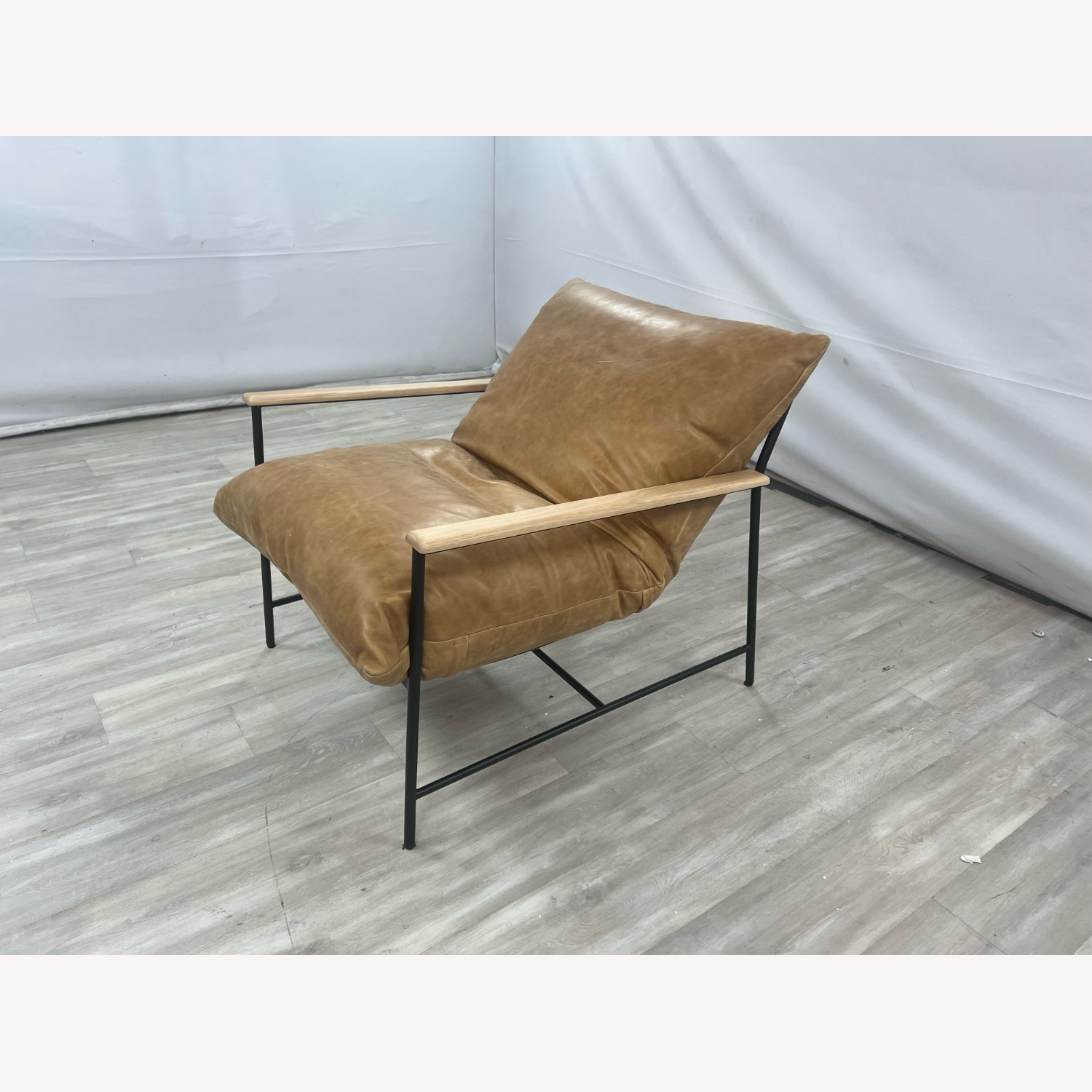 Denver Modern Vail Lounge Chair -Leather - image-3