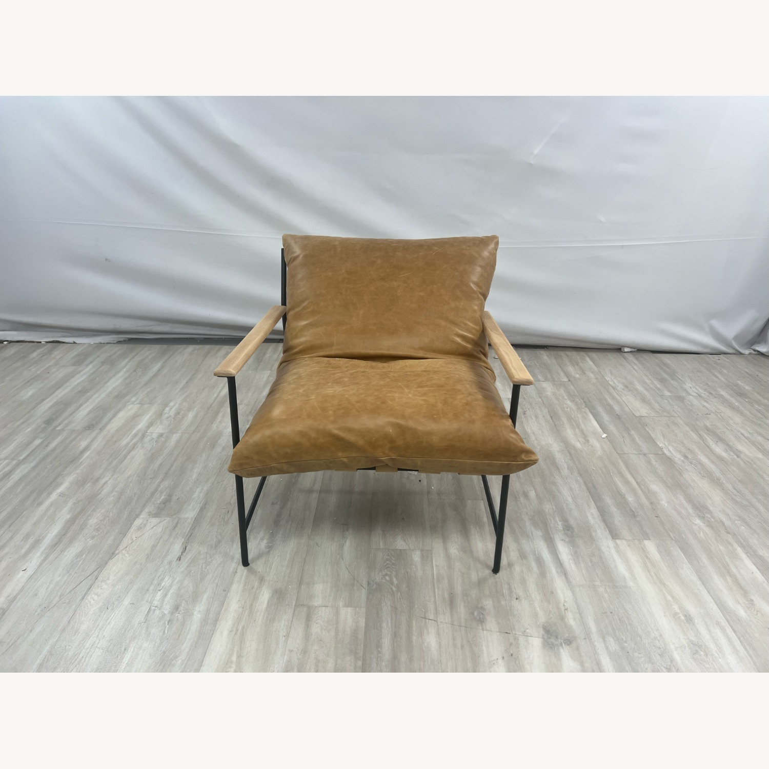 Denver Modern Vail Lounge Chair -Leather - image-1