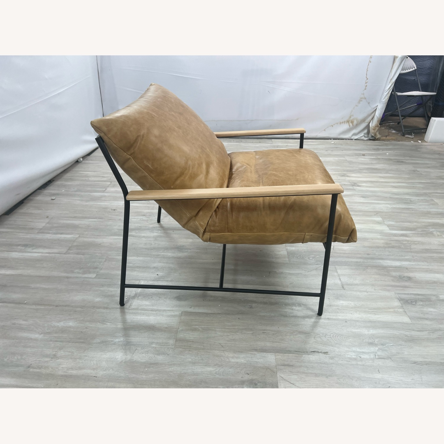 Denver Modern Vail Lounge Chair -Leather - image-9