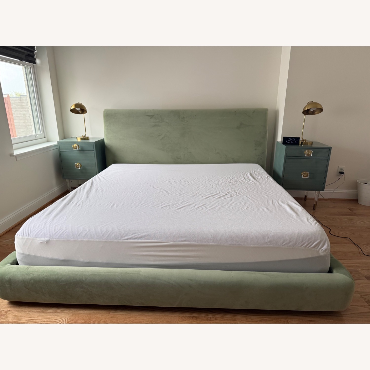 Interior Define Kaleb Green Velvet King Bed - image-5