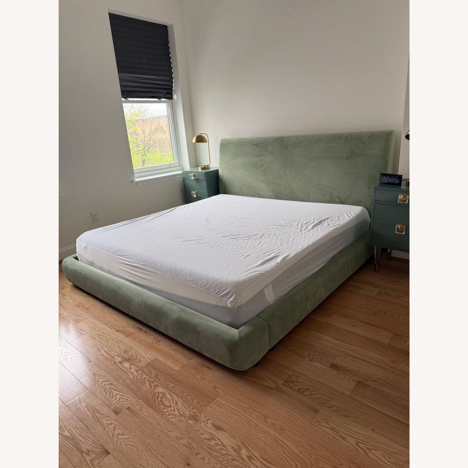 Interior Define Kaleb Green Velvet King Bed - image-1