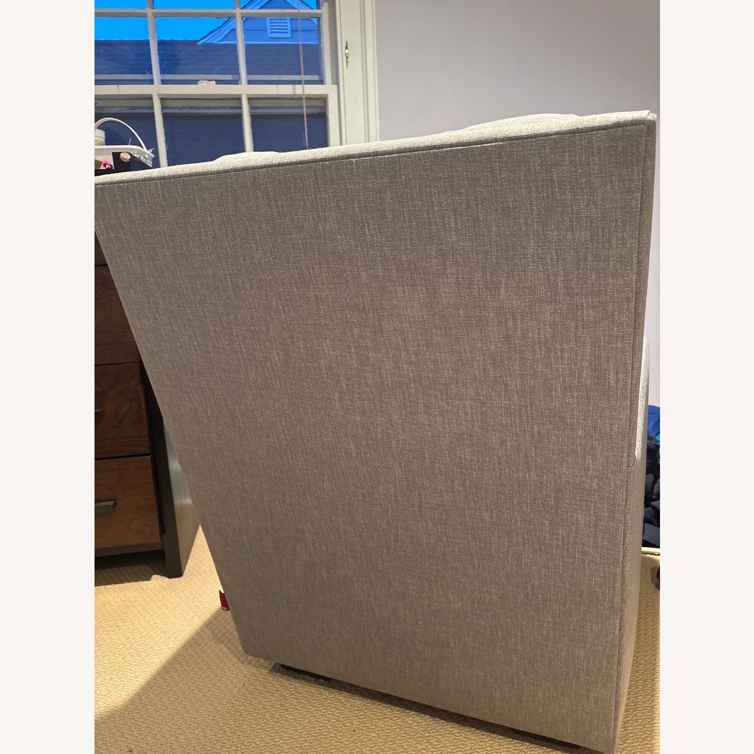 Monte Design Luca Light Gray Fabric Nursing Chair - image-4