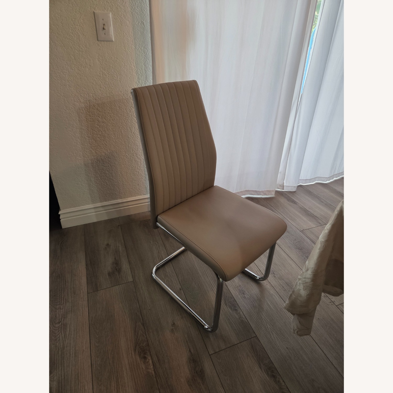 Light Gray Glass Dining Sets - image-11