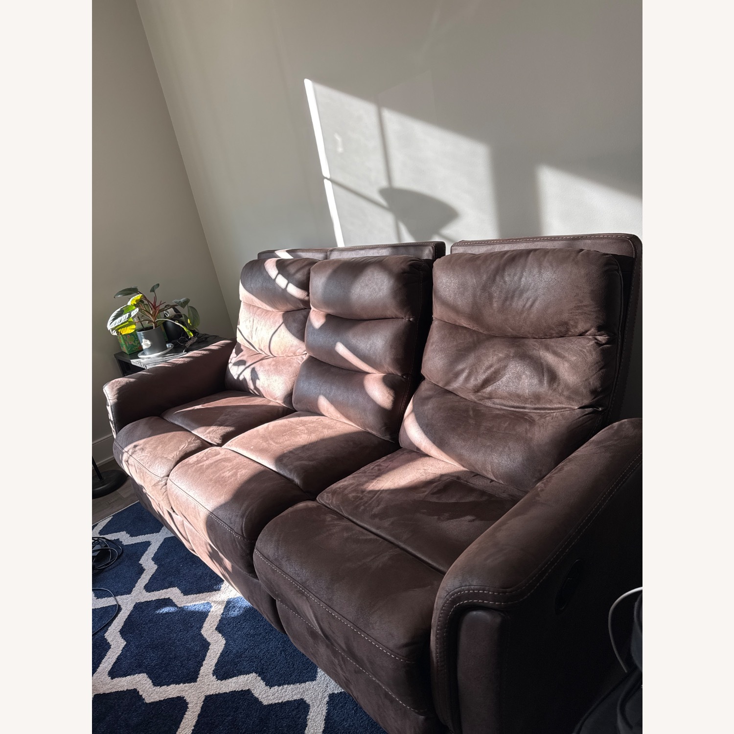 Bob's Discount Furniture Forte 3+ Seater Sofa - image-2