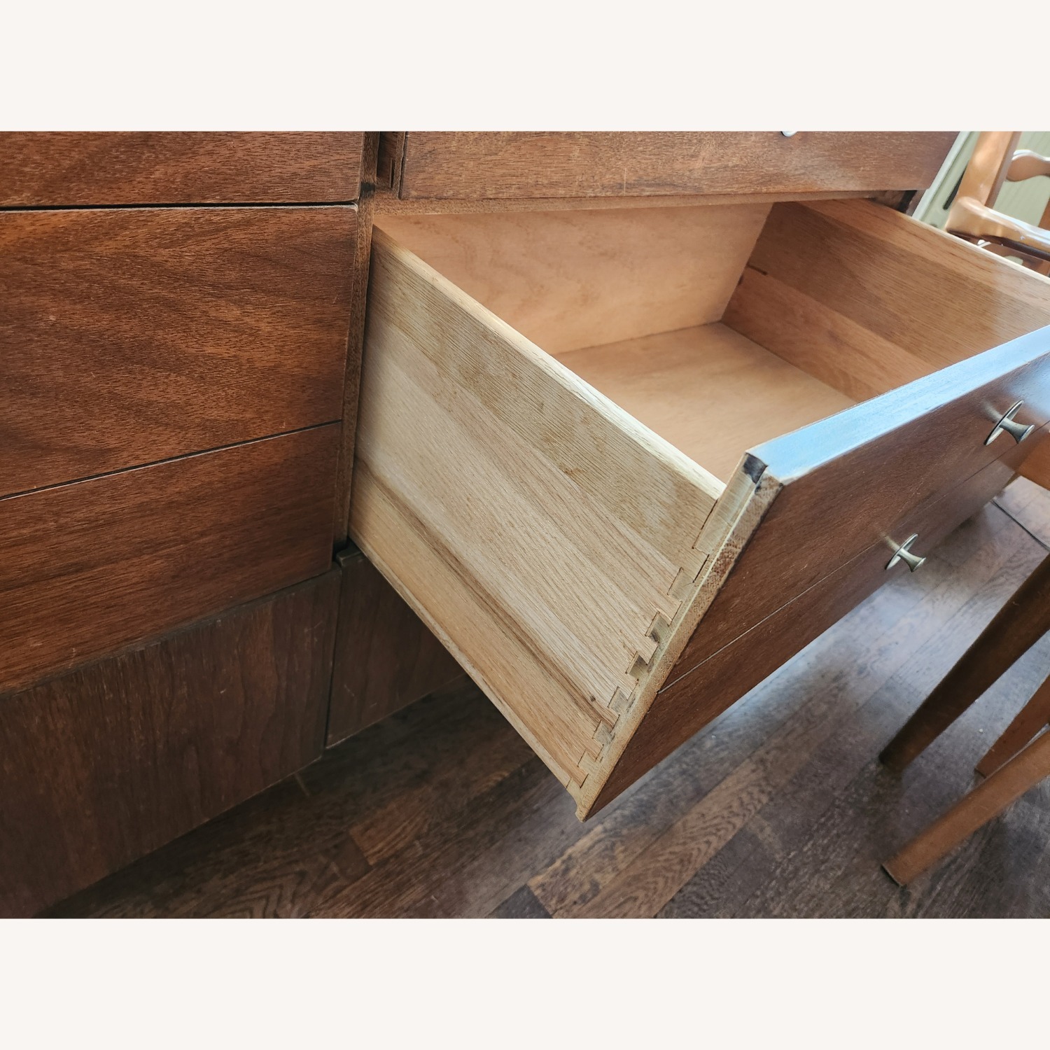 Bassett Dark Brown Wood Sideboard - image-8