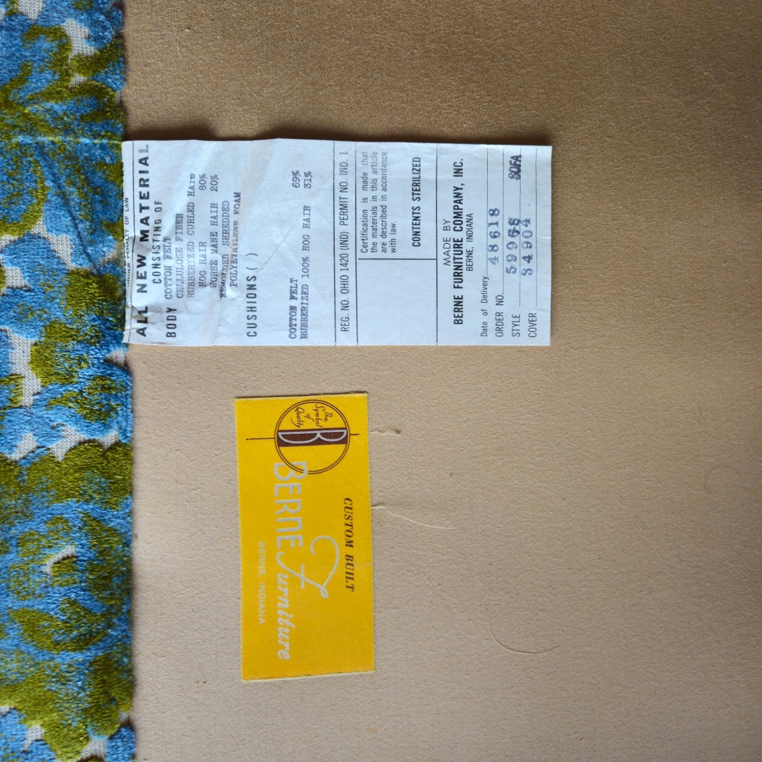 Vintage/Antique 3+ Seater Sofa  - image-3