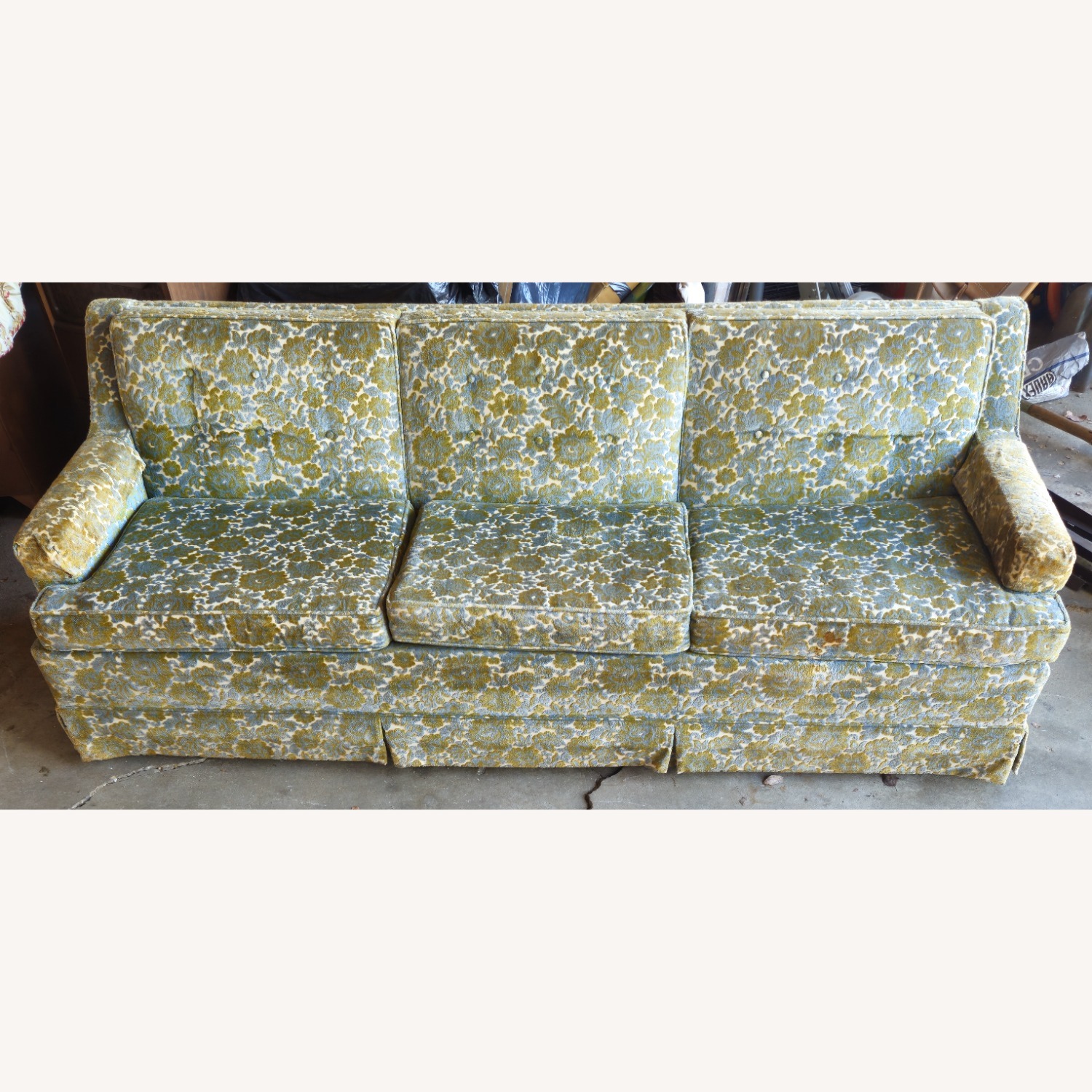 Vintage/Antique 3+ Seater Sofa  - image-1