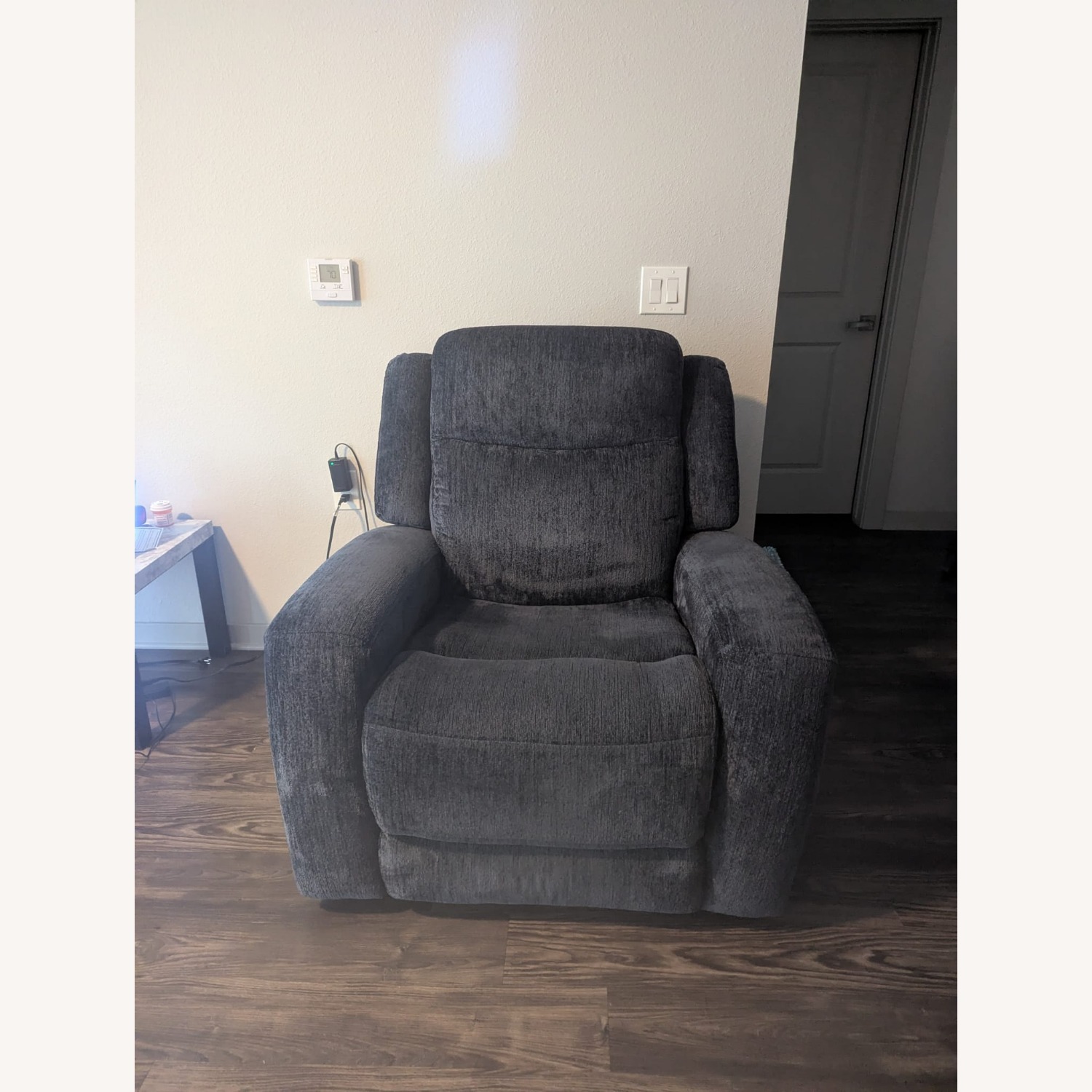 Kai Dual Power Motion Recliner - image-3