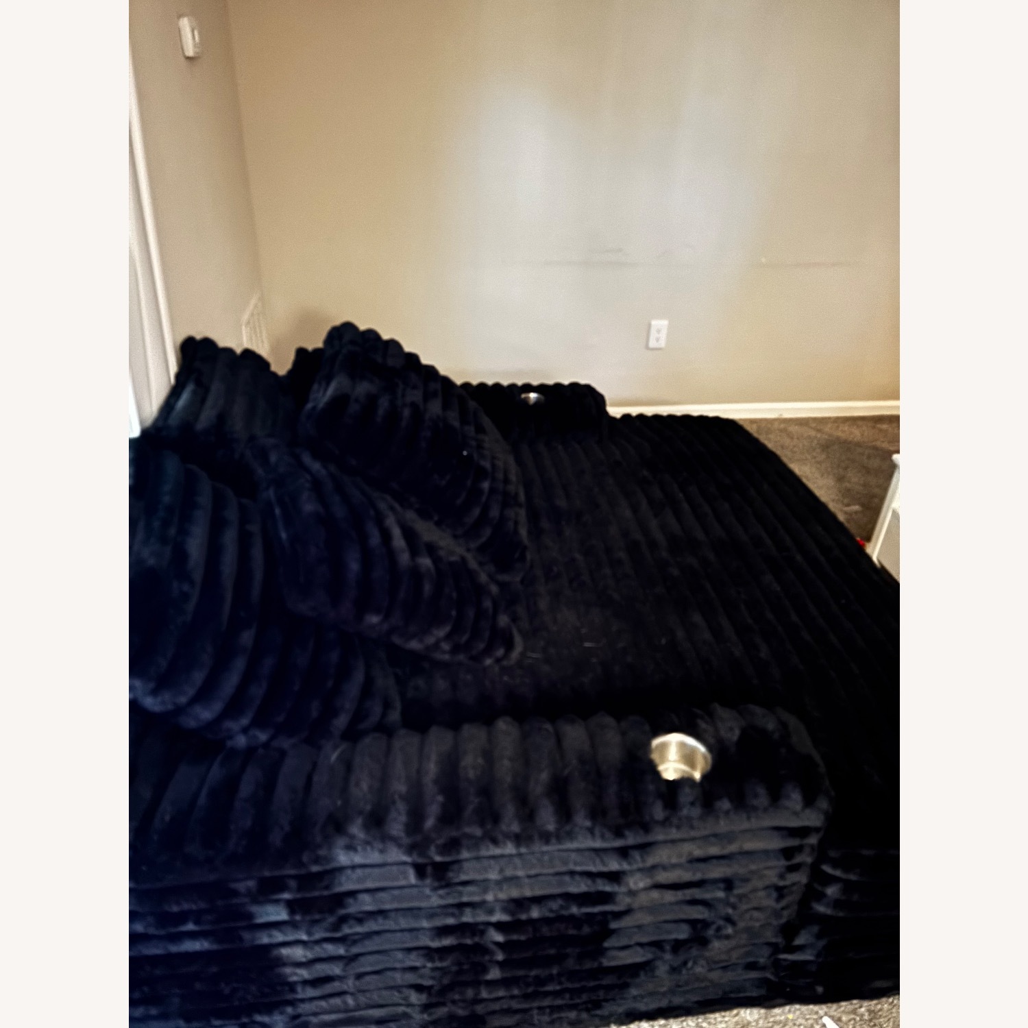 Chaise Black Couch - image-3