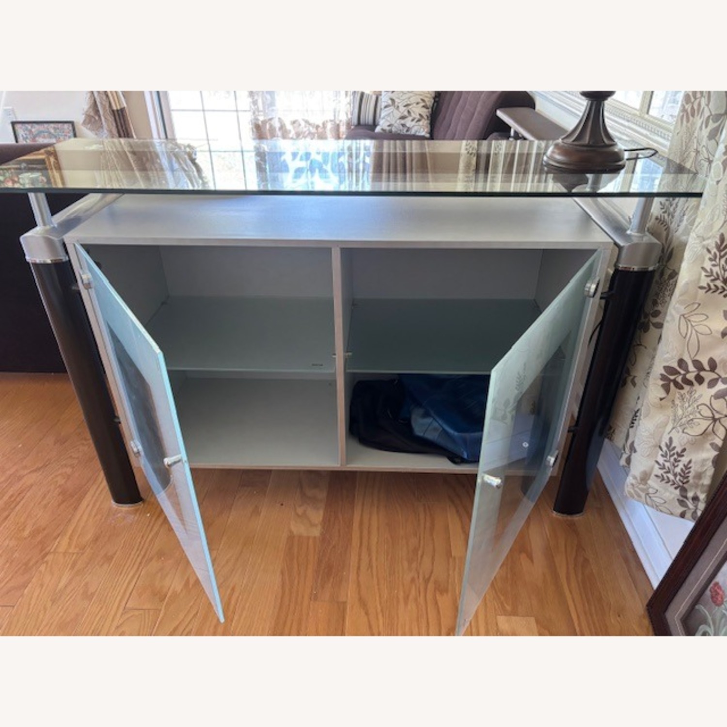 Morden Glass Chest - image-1