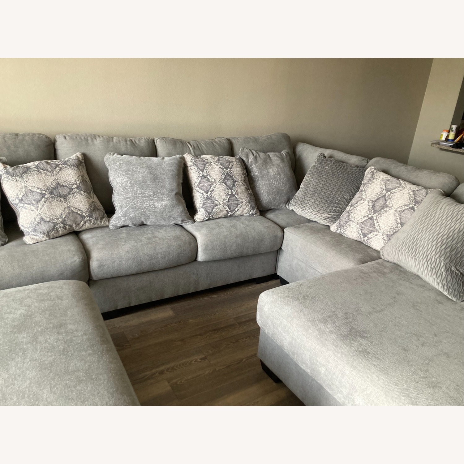 Ashley Furniture Dark Gray 7 Piece Sectional - image-4