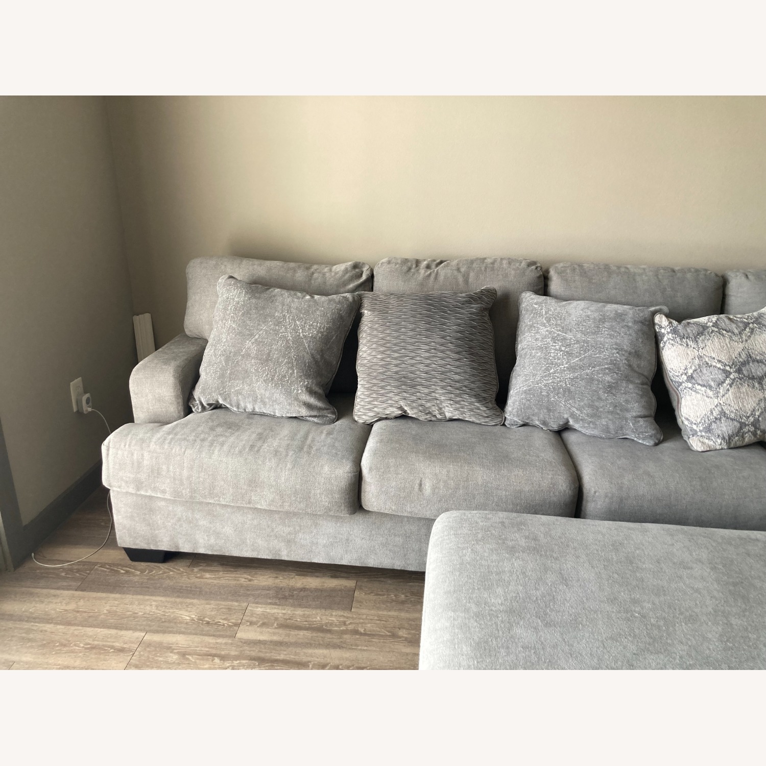 Ashley Furniture Dark Gray 7 Piece Sectional - image-6