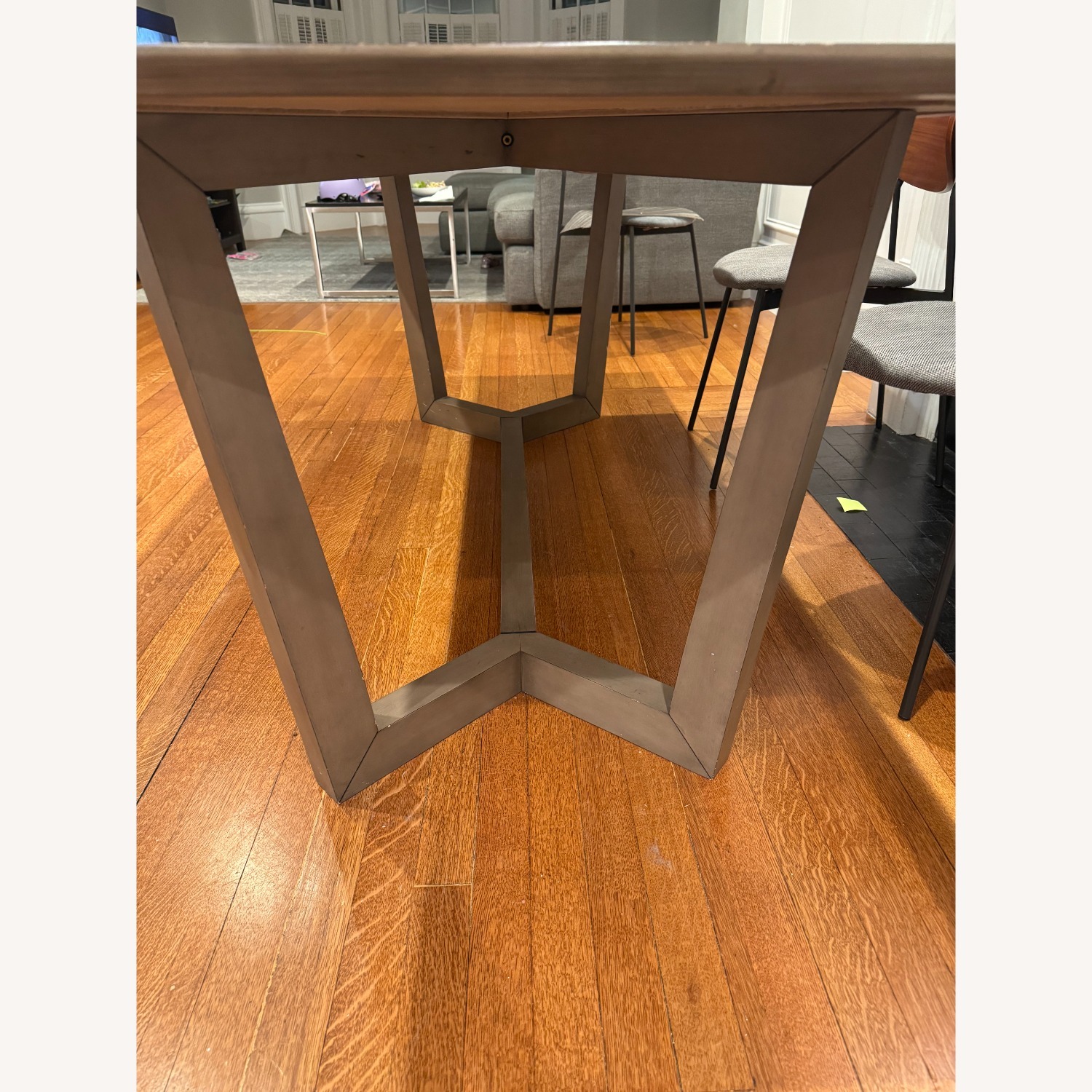 Light Gray Oak Dining Table - image-4