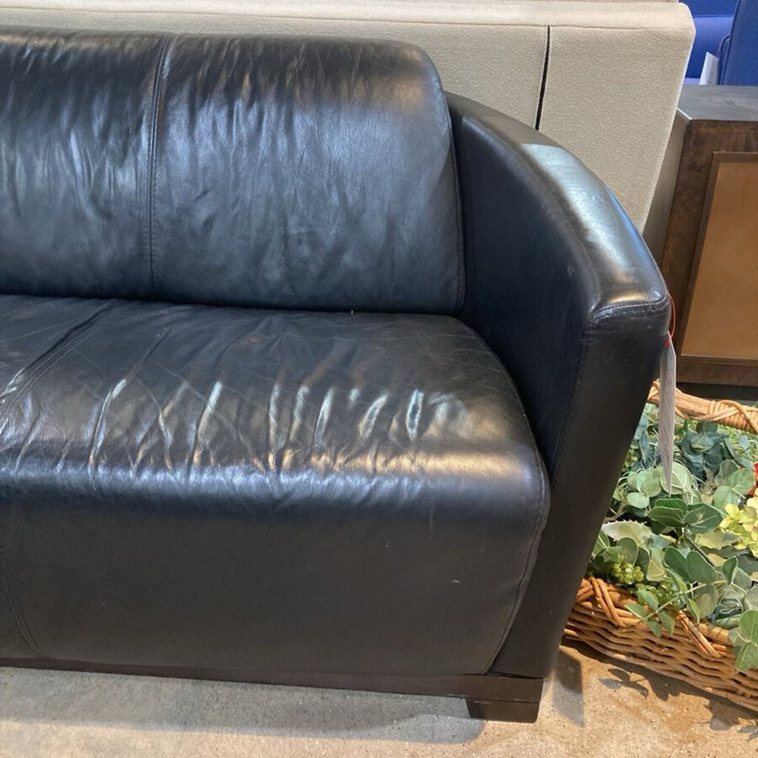 Calia Italia Italian Art Deco Leather Sofa - image-4