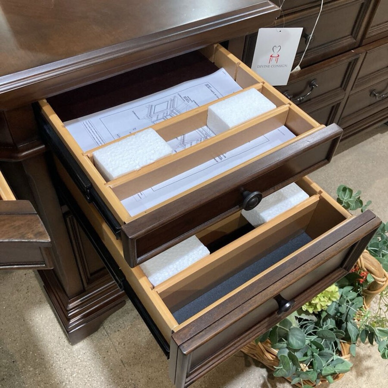 Hawthorne Carmel Brown Curved Executive Desk - image-6