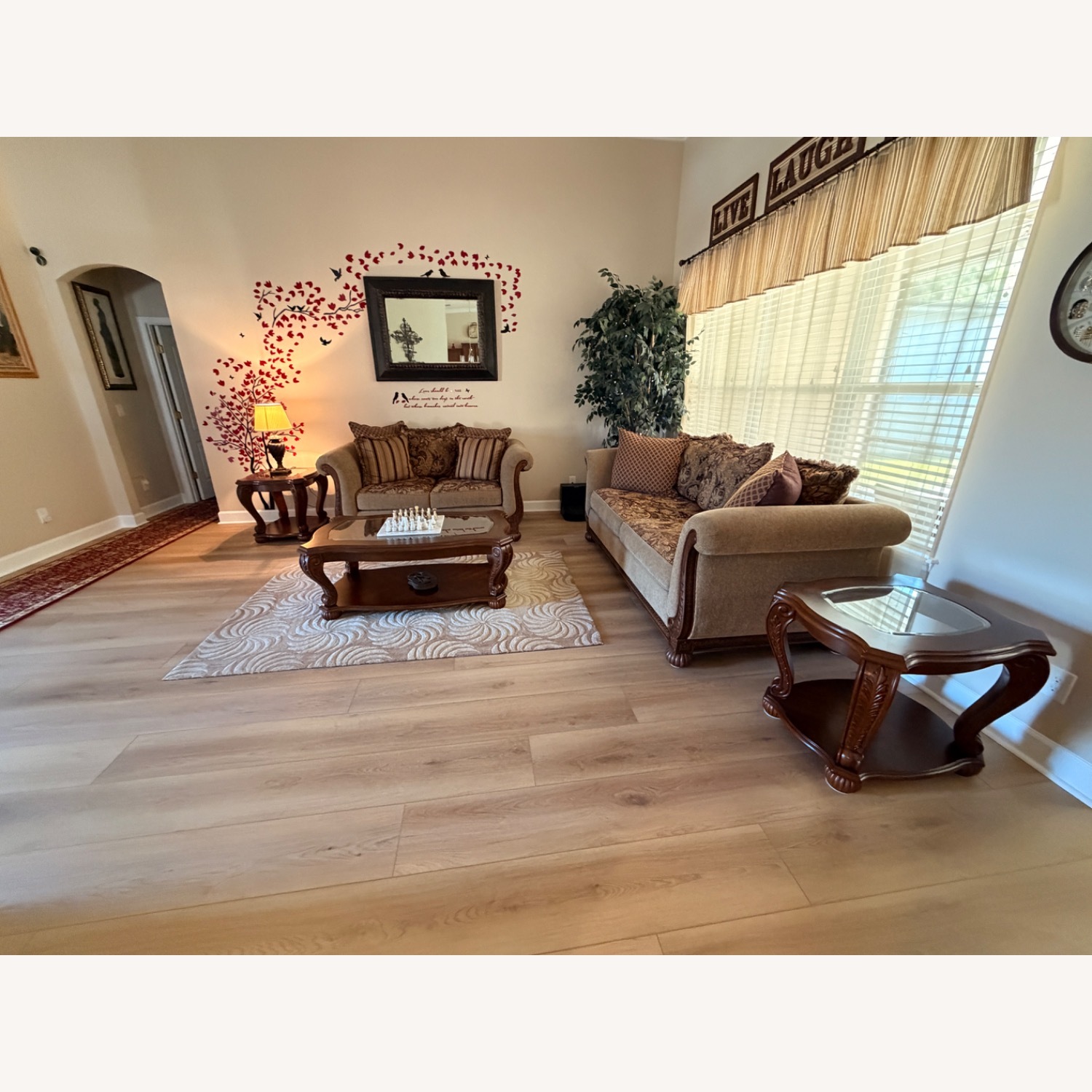 Brookshire Sofa with Pillows - image-3