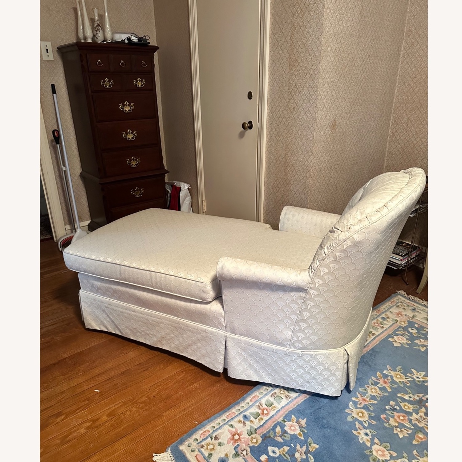 Cream Boudoir Chair or Chaise Longues - image-9
