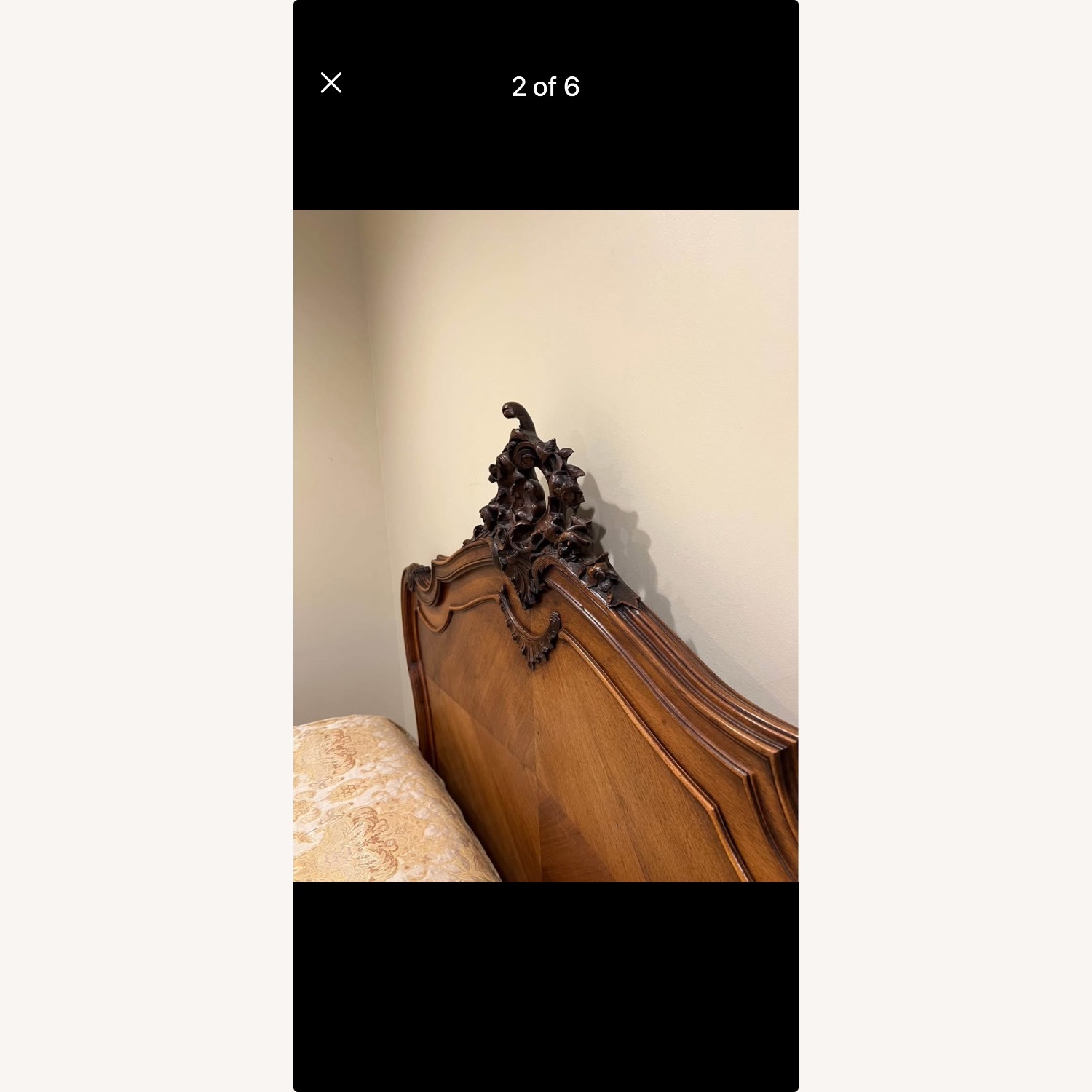 Elegant French Louis XV hand-carved Bed - image-5