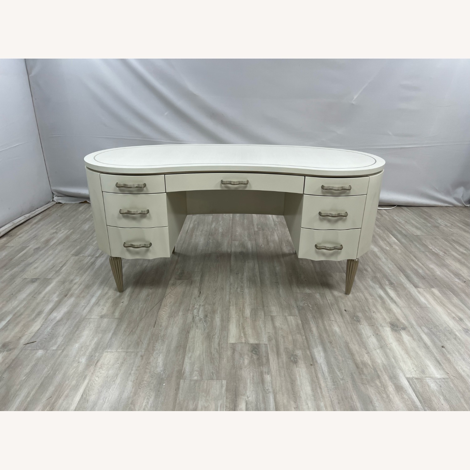 Michael Amini London Place Oval Executive Desk - image-1